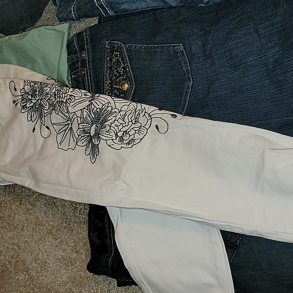 Size 10 Women's Blue Jeans 7pairs - Picture 3 of 4